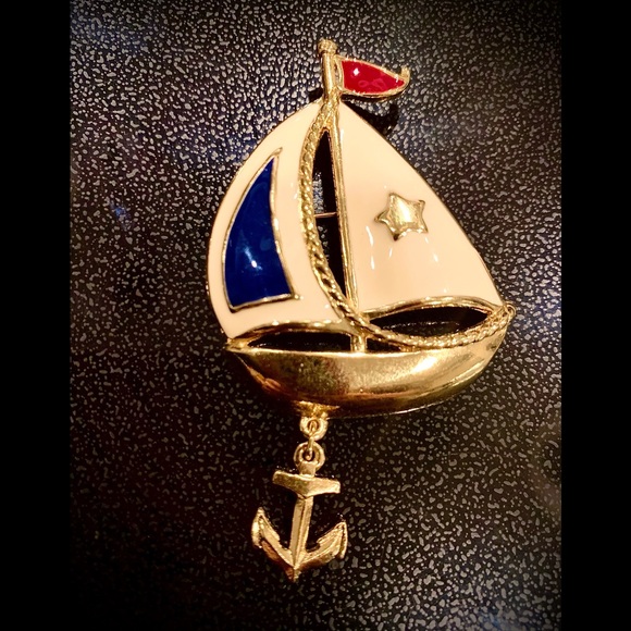 ⛴⚓️Cruise Time! ⛴⚓️Pin and Earrings - Picture 4 of 7